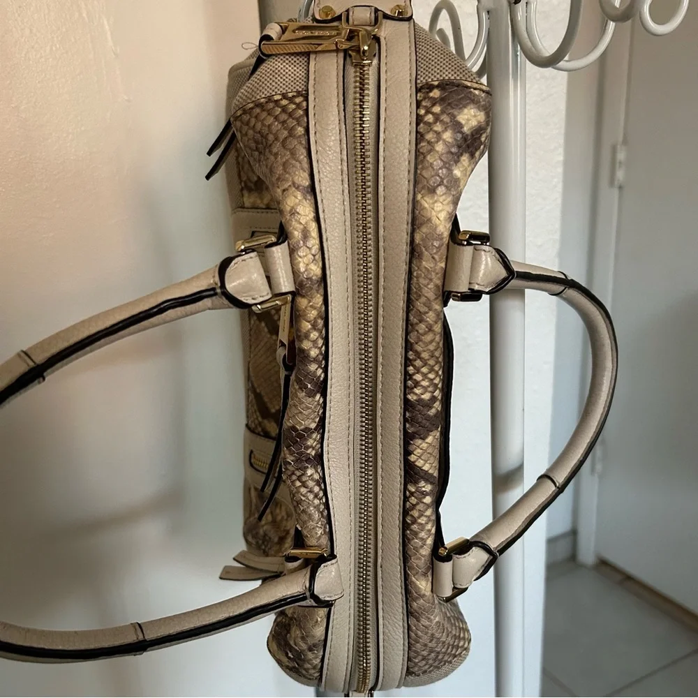 Michael Kors Snakeskin-Print Beige Leather Shoulder Bag With Gold-Tone Accents & - Picture 6 of 16